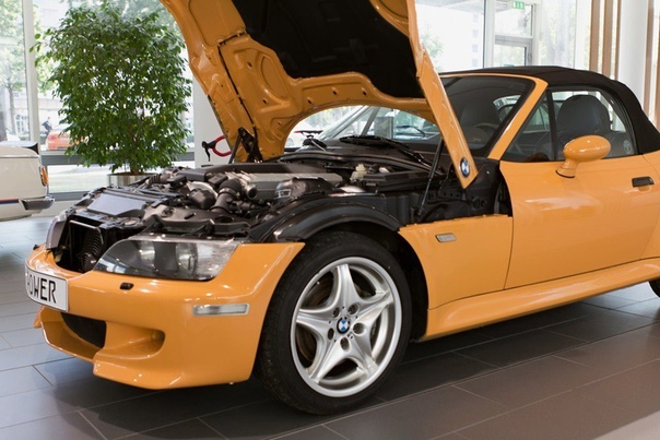 Заводской свап: уникальная BMW Z3 с мотором V12 В 90-х годах прошлого века компания BMW нередко проводила самые необычные автомобильные эксперименты, скрещивая детали и особенности автомобилей